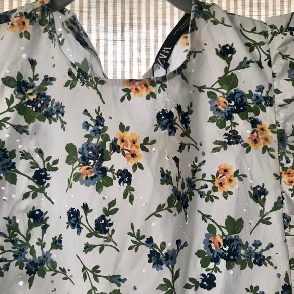 Zara eyelet floral dress xs - Picture 2 of 5